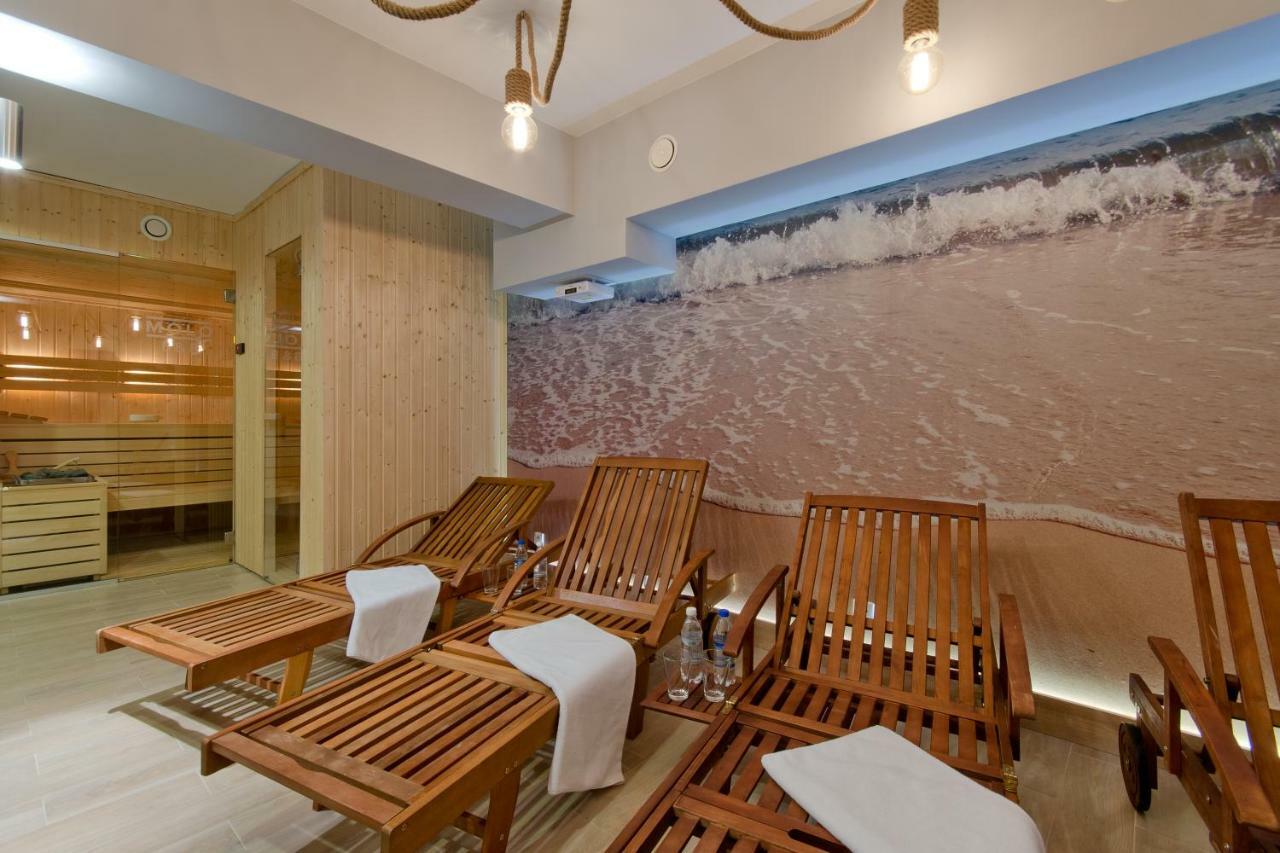 Molo Bed & Breakfast 2*